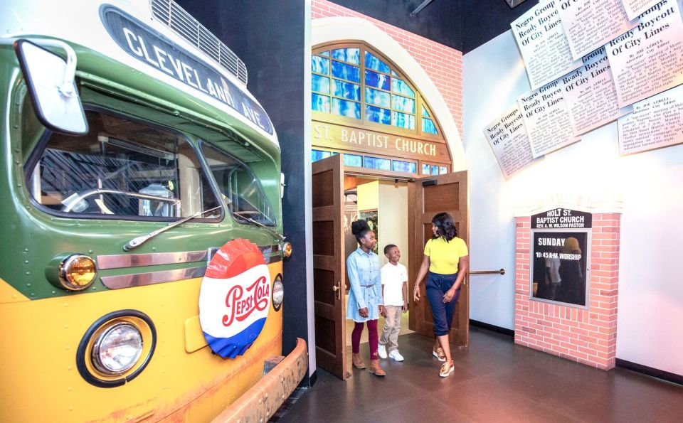 Alabama: Montgomery/Selma Area Multi-Attraction Pass - Hank Williams Museum