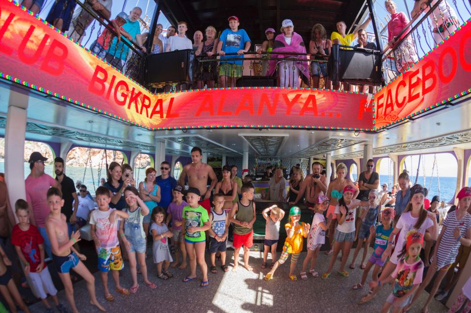 Alanya: Pirate Boat Tour With Buffet Lunch and Drinks - Pricing and Booking