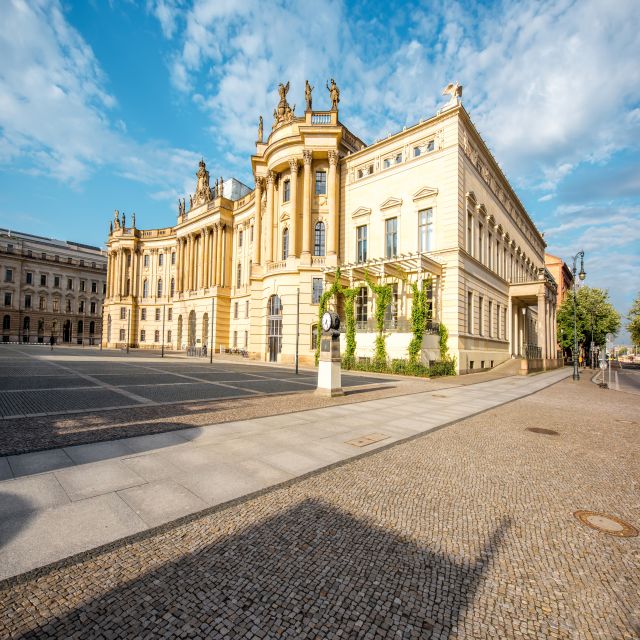 Albert Einstein in Berlin Private Guided Tour - Locations Connected to Einstein in Berlin