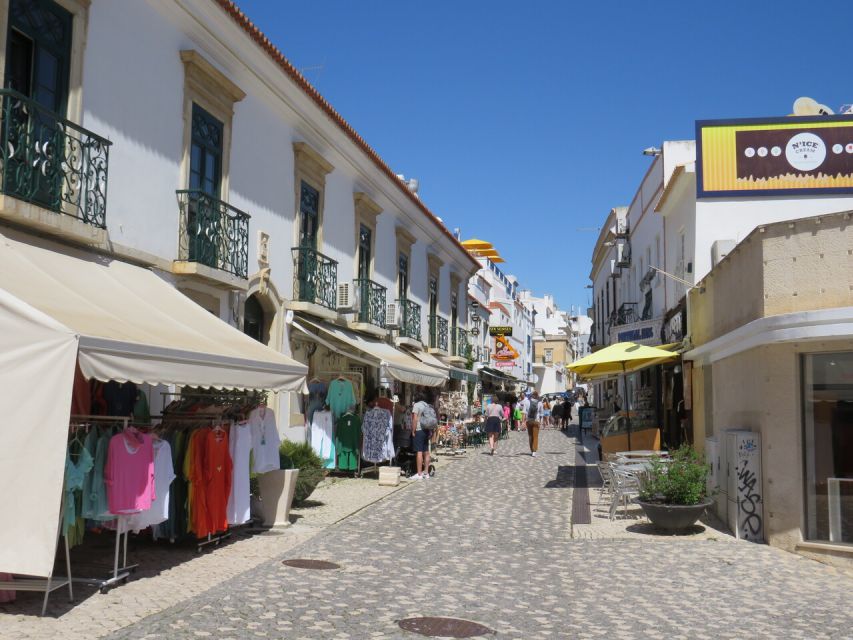 Albufeira Old Town: In-App Adventure Hunt - App Download and Technical Requirements