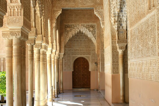 Alhambra and Nasrid Palaces: Skip-the-line Ticket and Local Guide - Negative Feedback