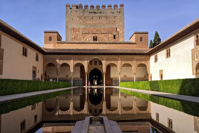 Alhambra & Generalife: Exclusive 3-Hour Private Tour With Tickets Included - Booking Information