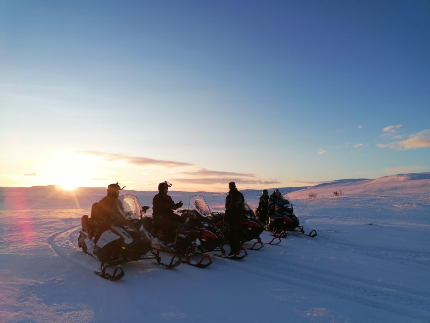 Alta: Guided Snowmobile Safari on Finnmarksvidda With Snacks - Warm Beverages and Snacks