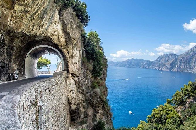 Amalfi, Positano & Ravello Small Group Tour From Sorrento With Lunch - Lunch Experience