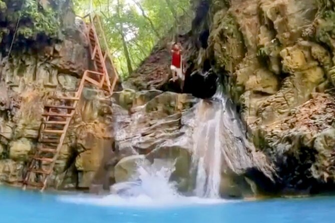 AMBER COVE-TAINO BAY 5 Zip Lines 7 Waterfalls + Local Food - Group Size and Capacity