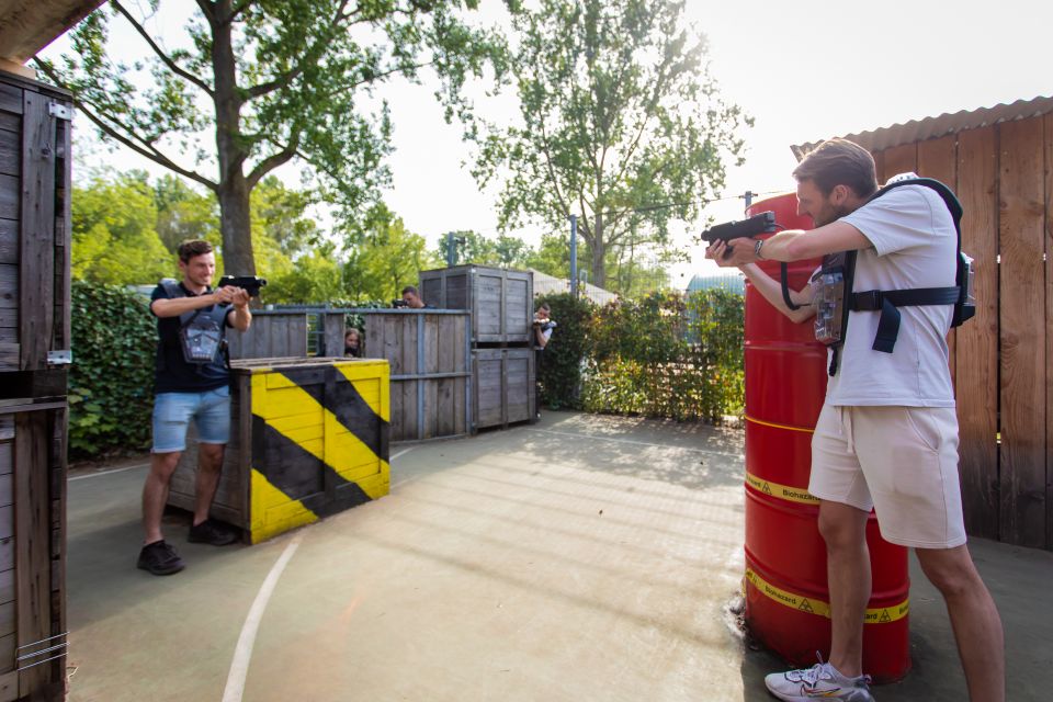 Amsterdam: Private Laser Tag Game - Arrival and Attire