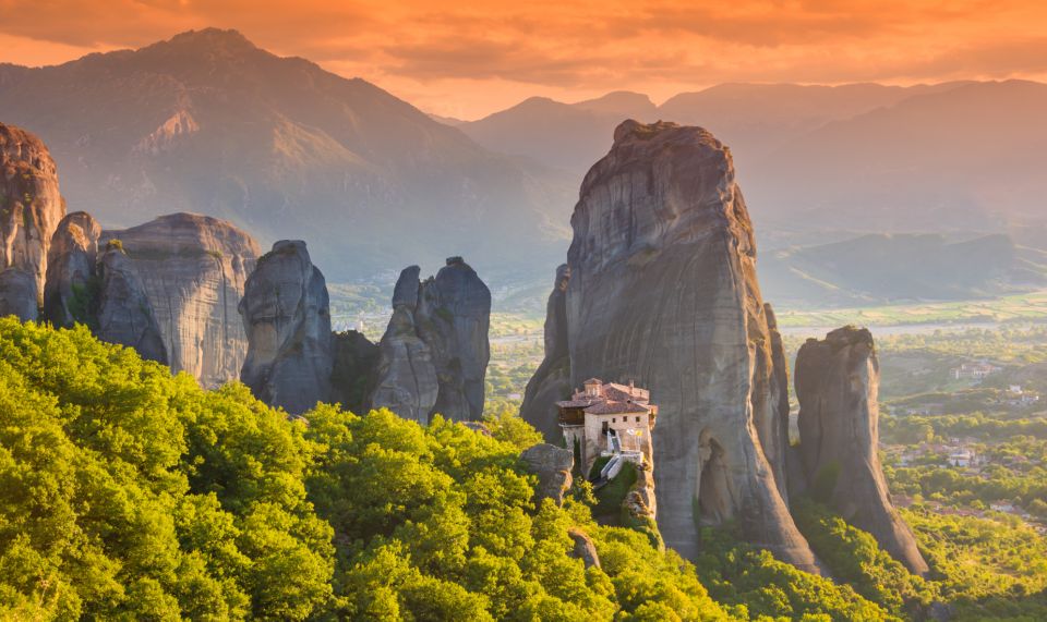 Athens: 3-Day Trip to Meteora by Train With Hotel & Museum - Morning Tour Options