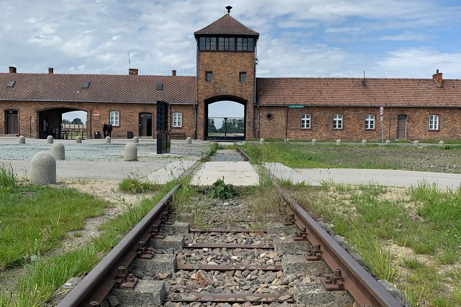 Auschwitz Trip From Krakow - English Speaking Guided Tour - Recommended for Travelers