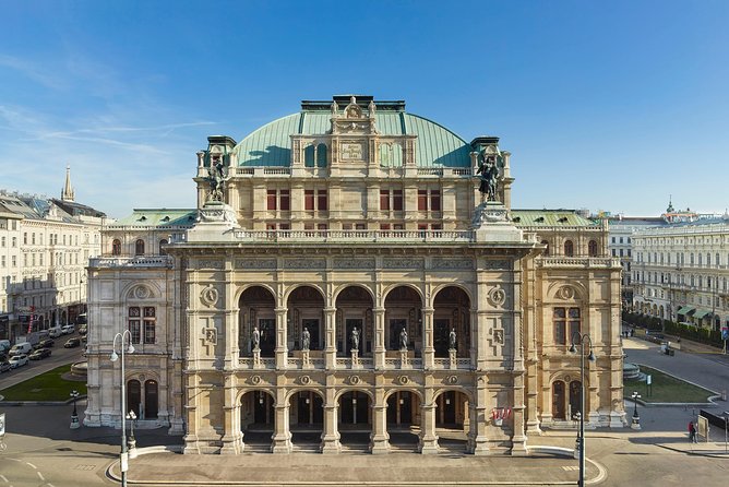 Authentic Experience: When in Vienna, Do as the Viennese Do! - Navigating Viennas Public Transport