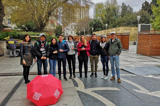 Baku Oil Heritage & Old Town Walking Tour - Private Guide and Attention