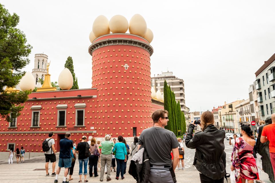 Barcelona: Girona & Figueres Tour With Optional Dali Museum - Figueres and Dalí