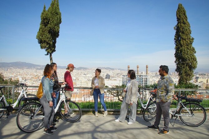 Barcelona Photo Highlights Ebike Small Group Tour - Traveler Experiences and Highlights