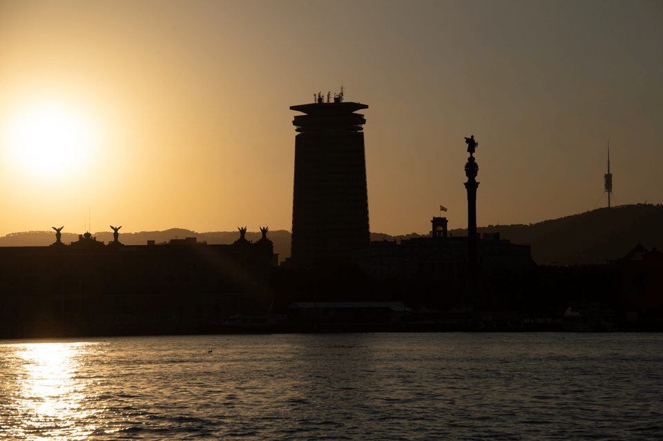 Barcelona: Private Romantic Sailing Tour With Drinks - Frequently Asked Questions