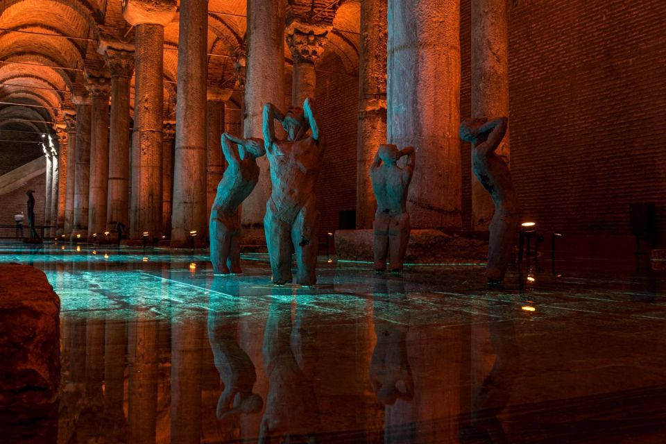 Basilica Cistern Guided Tour With Skip-The-Line Entry - Captivating Reflections and Ambiance