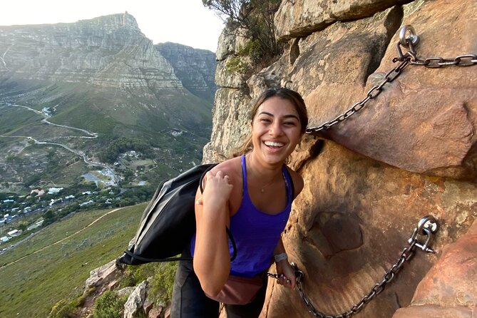 Be Insta-famous: Lions Head Hike & Hotel Pick-up - Stunning Sunset Views Guaranteed