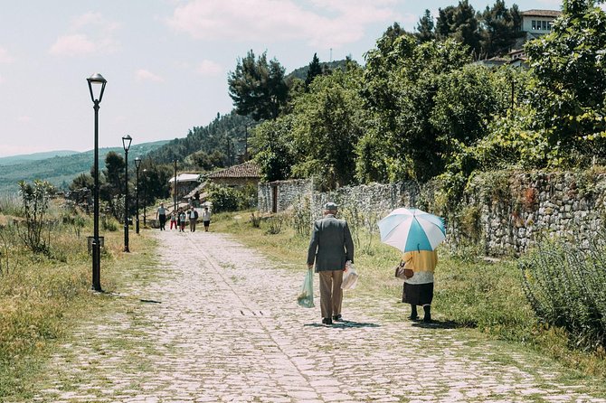 Berat Walking Tour -Visit in Local Family(Gliko &Coffee Tasting) - Tasting Local Delights