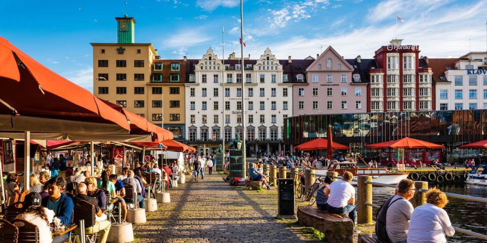 Bergen: City Sightseeing, Fjord Cruise & Mt Fløyen Funicular - Meeting Point