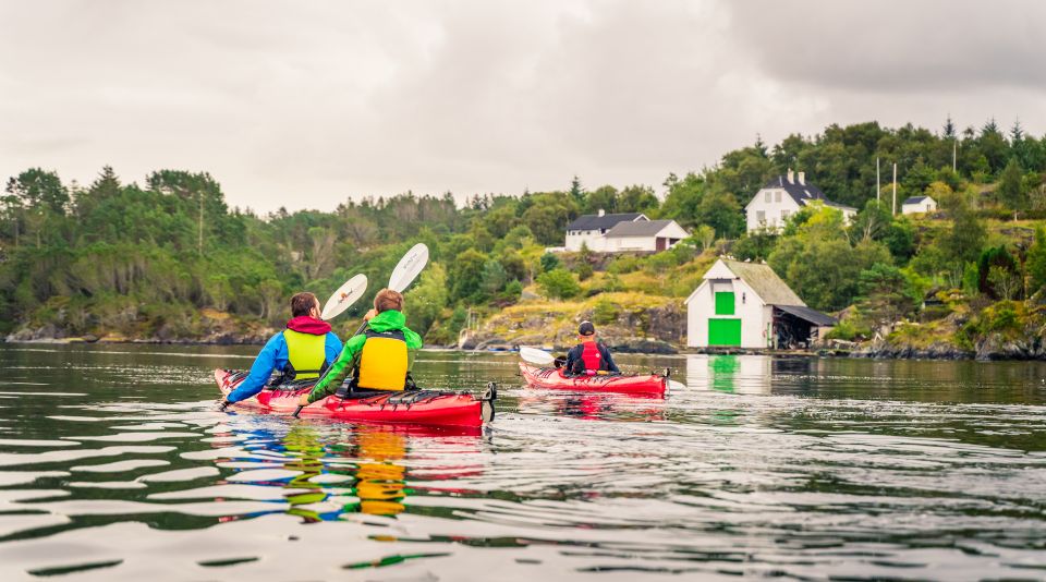 Bergen: Øygarden Islets Guided Kayaking Tour - Participant Requirements