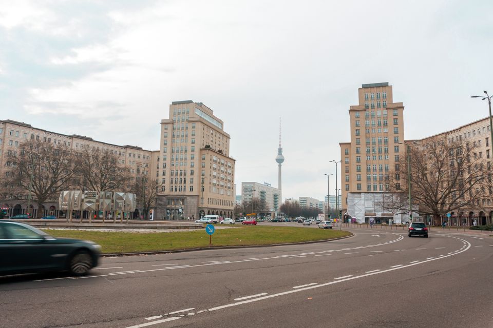 Berlin: Karl-Marx-Allee 2-Hour Tour - Historical Journey of the Allee