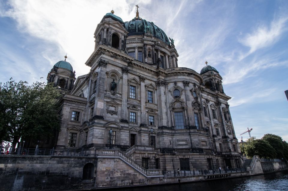 Berlin: Museum Island Self Guided Audio Tour - Interactive Exhibits