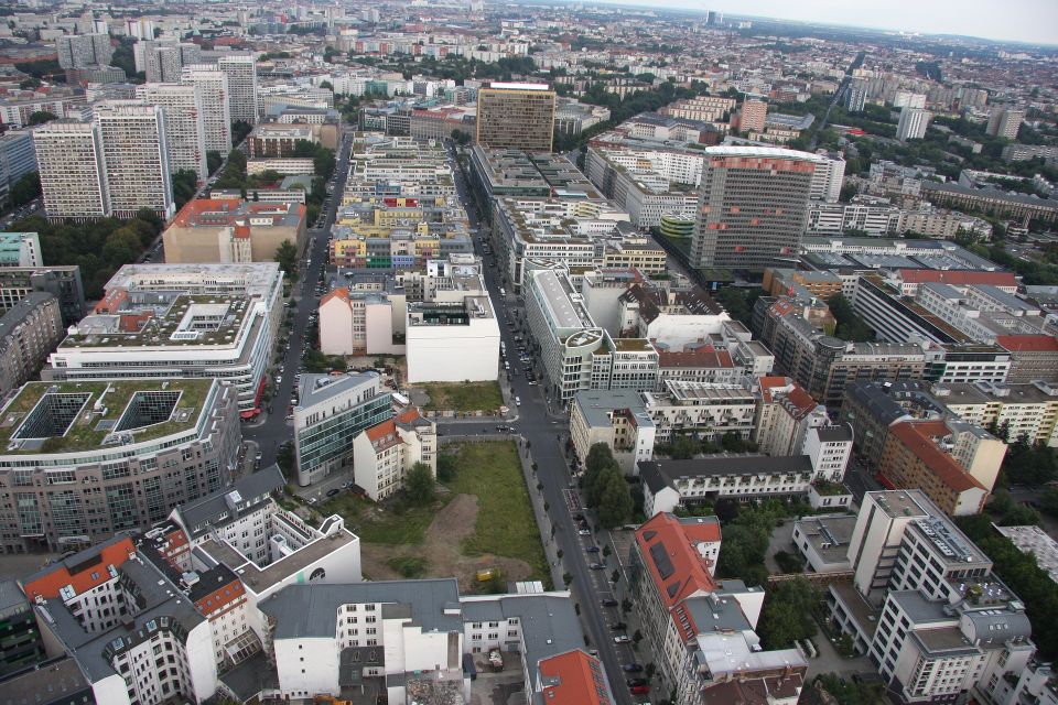 Best of Berlin - Private Tour - Alexanderplatz: Prominent Public Square