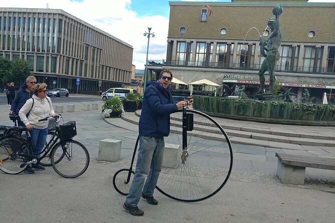 Bike Tour Gothenburg, Guided Bicycle Tours - Linnégatan Neighborhood