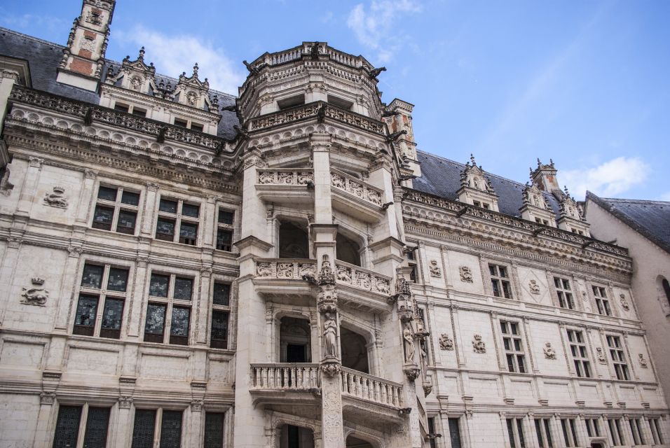 Blois: Private Tour of Blois Castle With Entry Tickets - Inclusions and Exclusions