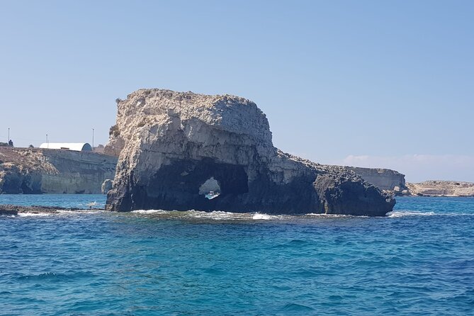 Boat Excursion to Ortigia With Typical Homemade Lunch - Maximum Number of Travelers