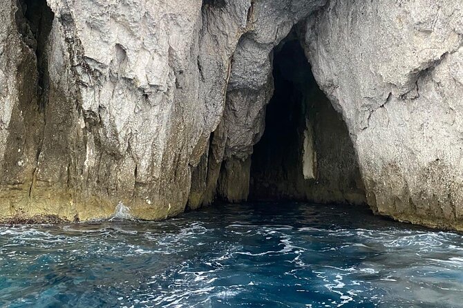 Boat Tour Pillirina, Sea Caves Syracuse and Ortigia - Refreshing Bath Stop