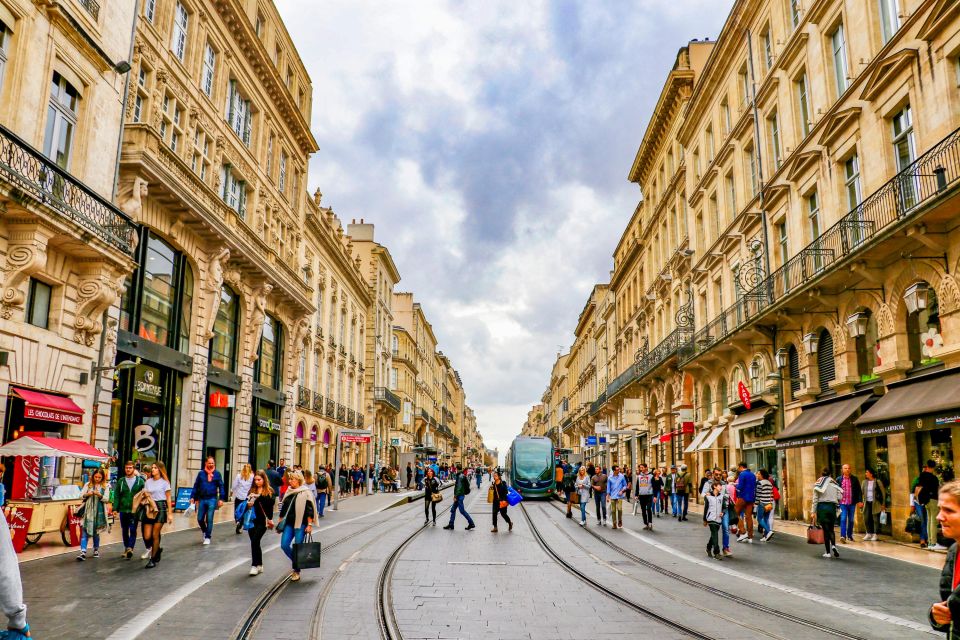 Bordeaux: Private Architecture Tour With a Local Expert - Meeting Point