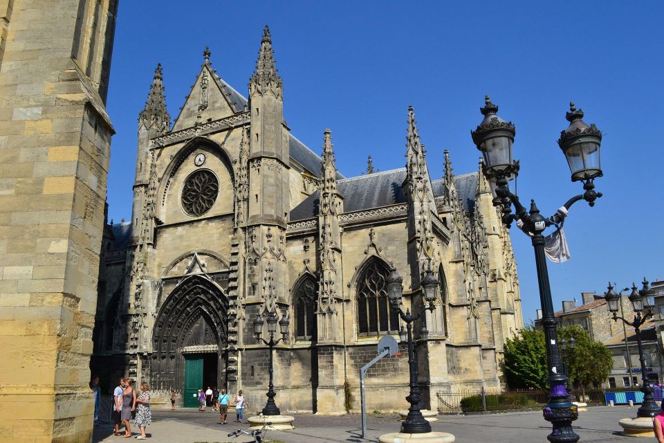 Bordeaux - Private Historic Walking Tour - Palace Gate and Pont De Pierre