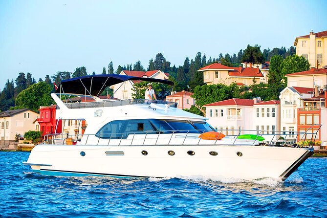 Bosphorus Cruise - Private Yacht Tours in Istanbul - Yacht Amenities and Capacity