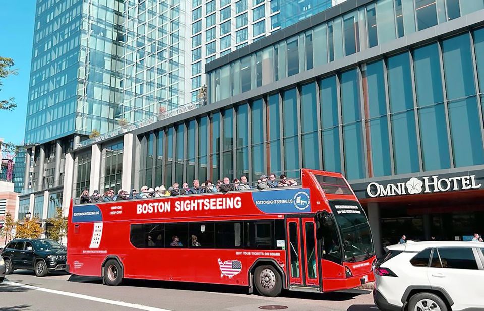 Boston: Hop-On Hop-Off Double-Decker Bus Sightseeing Tour - Tour Guides and Commentary