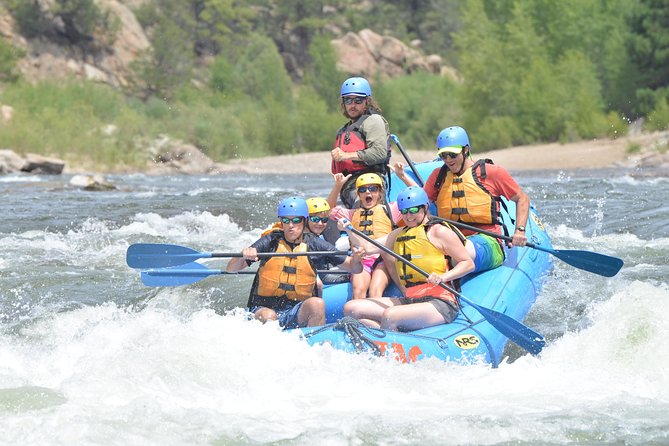 Browns Canyon Intermediate Rafting Trip Half Day - Exploring the Rapids