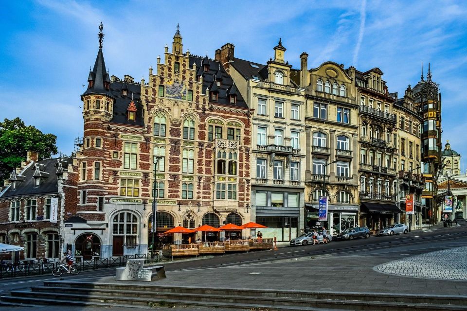 Brussels: Private Walking Tour - Exploring Grand-Place