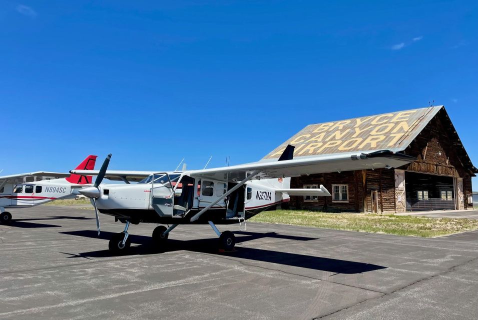 Bryce Canyon & Capitol Reef National Park: Airplane Tour - Canyons, Cliffs, and Domes