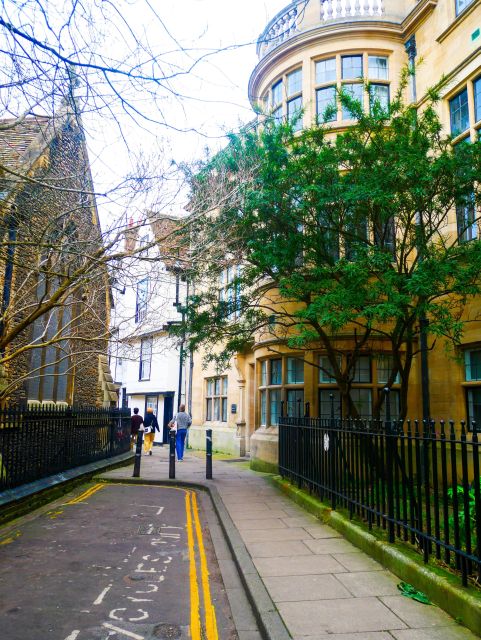 Cambridge: Clue-Guided Discovery Walk - Visit Renowned Museums