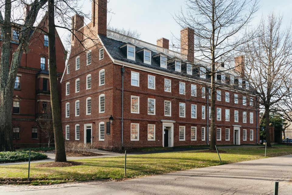 Cambridge: Harvard University Student-Guided Walking Tour - Participants