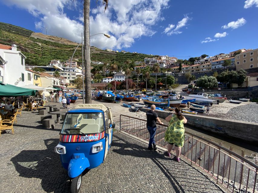 Camera De Lobos: Private Fishing Village Tour by Tuk-Tuk - Marveling at Upcycled Waste Art