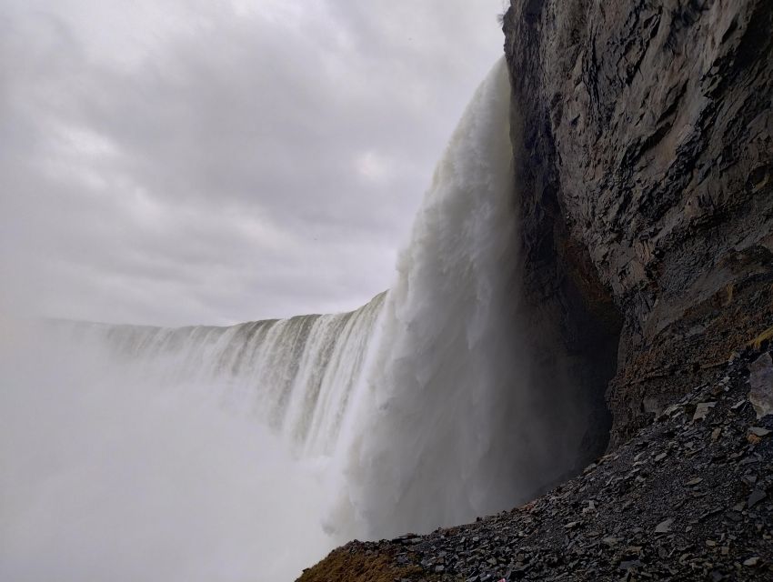 Canadian Small Group Tour W Boat, Aerocar or Skylon Tower - Important Information and Requirements