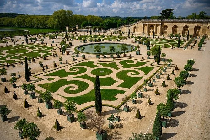 Château of Versailles and Marie Antoinette's Petit Trianon Private Tour - Inclusions