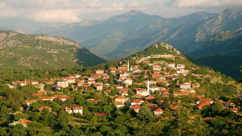 City of Side: Altinbesik Cave and Ormana Village - Delicious Local Lunch Experience