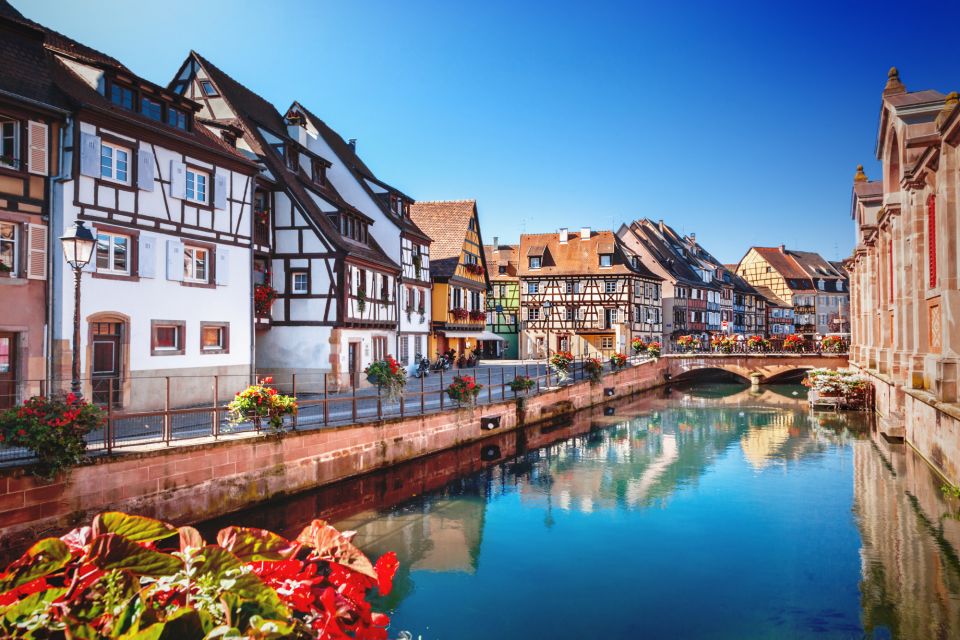 Colmar: Highlights Self-Guided Scavenger Hunt & Walking Tour - Learning About Colmars History