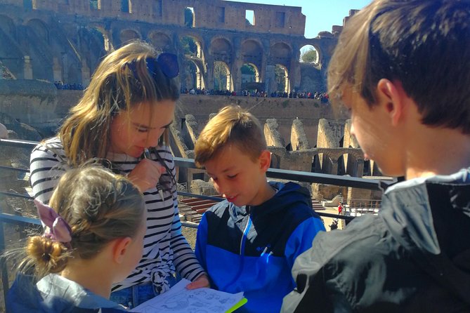 Colosseum Tour for Kids With Skip-The-Line Tickets Caesars Palace & Roman Forums - Exploring the Roman Forum