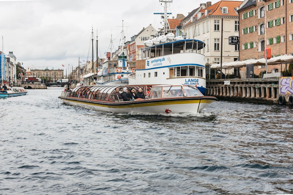 Copenhagen: Canal Cruise With Guide - Guidance and Accessibility