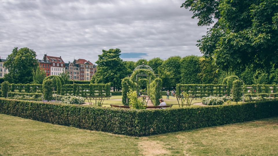 Copenhagen: Private Guided Walking Tour of Rosenborg Castle - Knights Hall and Royal Treasures