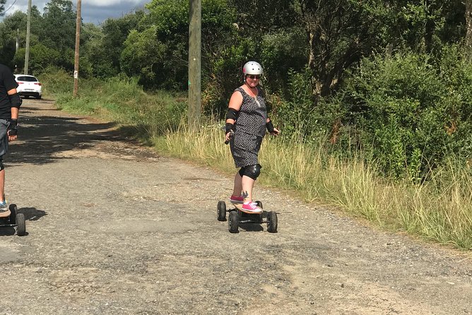 Cross Electric Skateboard Ride - Traveler Reviews and Badge of Excellence