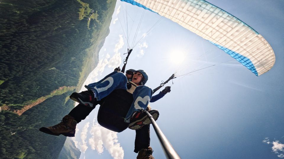 Davos: Pure Adrenaline Paragliding - Booking Information