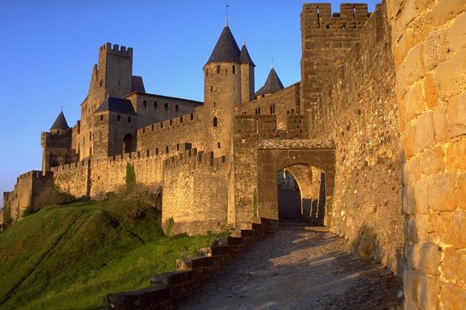 Day Trip to Carcassonne Cite Medievale and Comtale Castle Tour From Toulouse - Traveler Experiences and Reviews