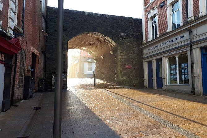 Derry Walls Private Walking Tour - Tour Details